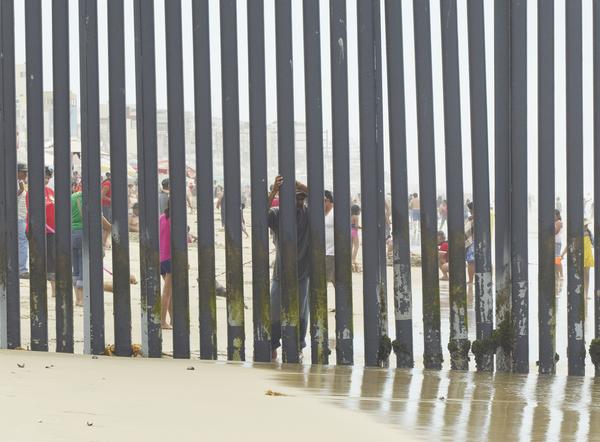 Richard Misrach, { D e t a i l } Playas de Tijuana #1, San Diego, California, 2013 Playas de Tijuana nº 1, San Diego Pigment print 42 × 160 in.  Courtesy of the artist 